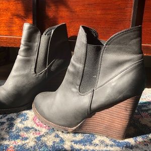 Black Booties 4inch heel